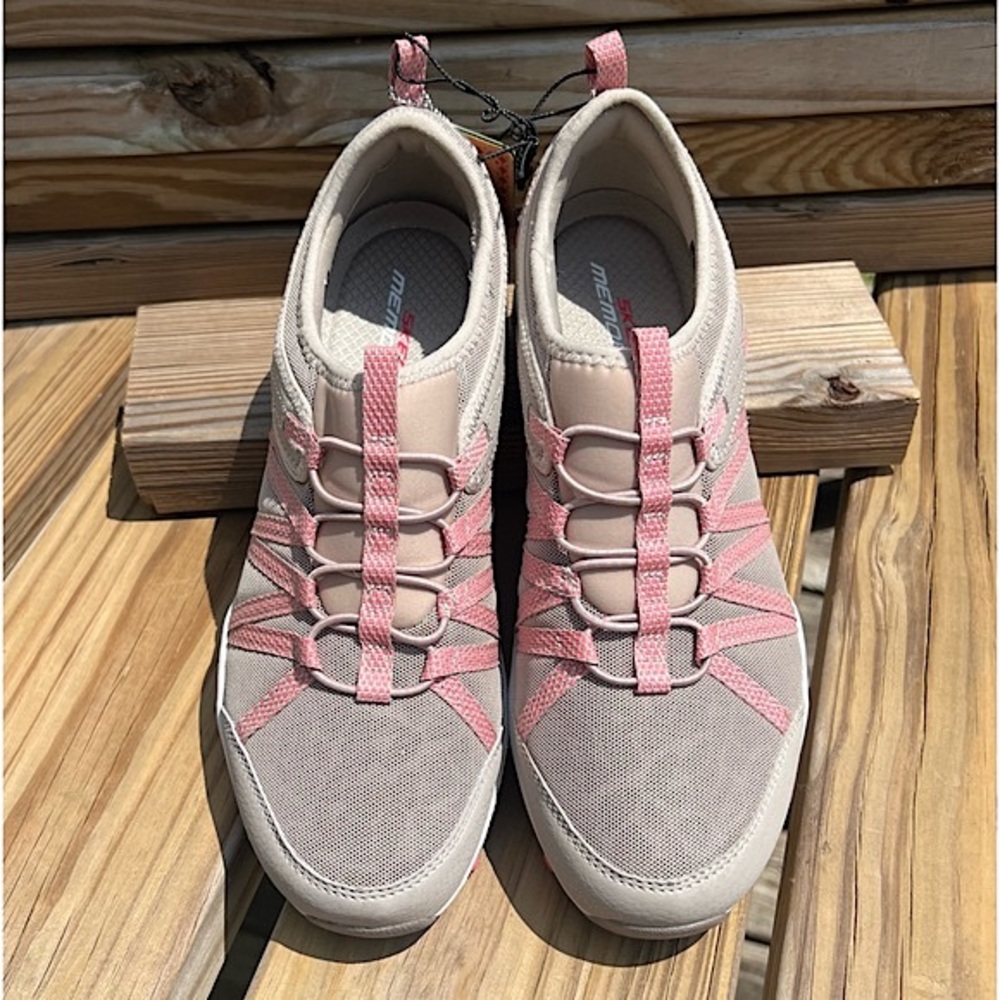 Skechers Seager Taupe Hiker Trail Sneaker NEW Without Tags